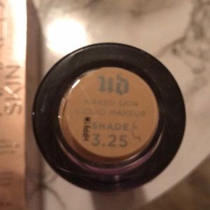 Urban Decay Makeup - Urban Decay Naked Foundation 3.25 Urban Decay Makeup - Urban Decay Naked Foundation 3.25